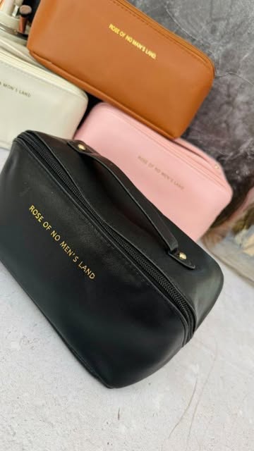 کیف لوازم آرایشی چرم ضدآب